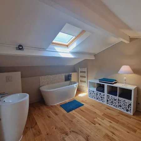 Petit Beaucours Apartment